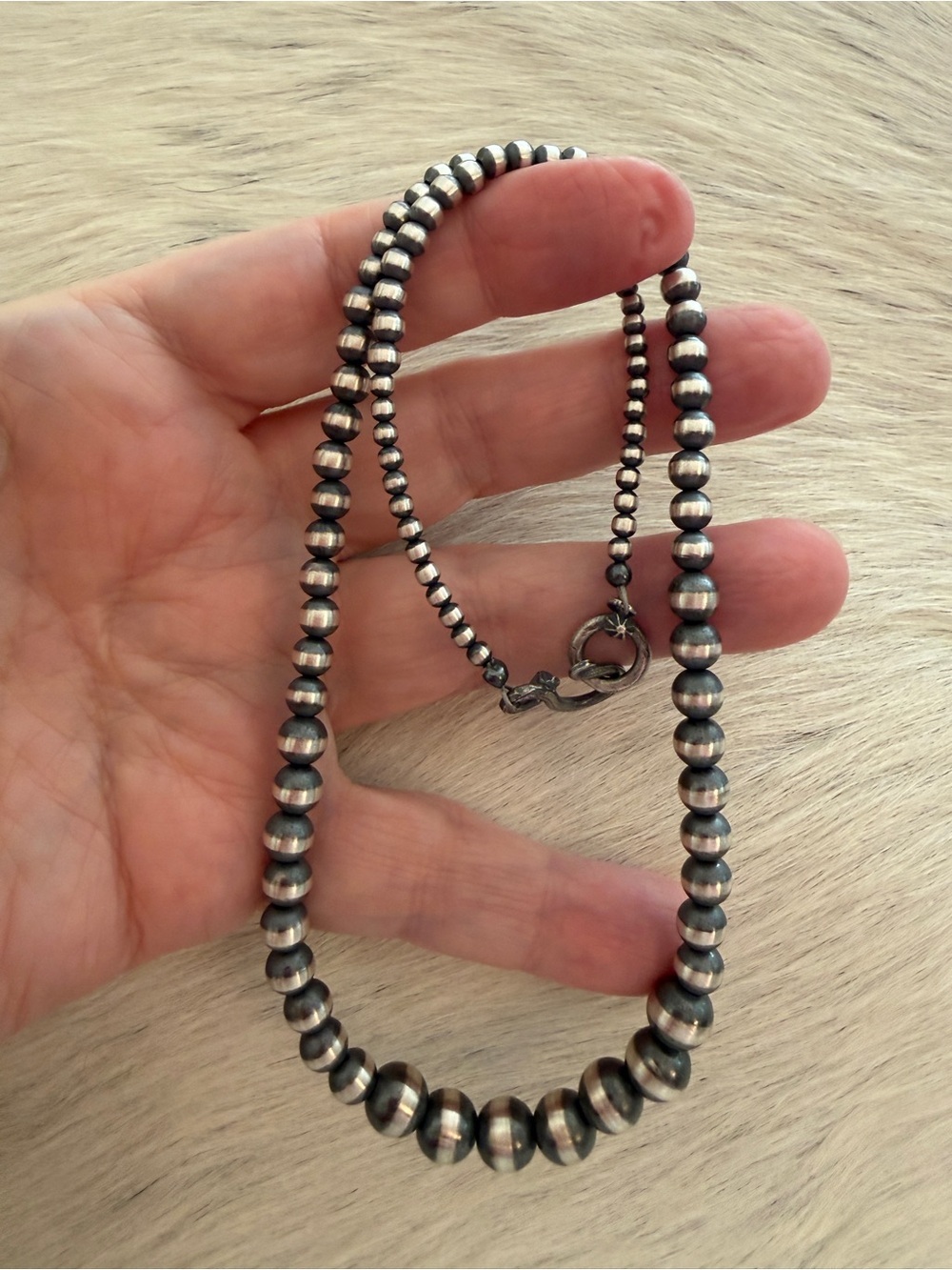 ❤️ 18” 3mm to 8mm Graduated Desert Pearls Navajo Beads Necklace Sterling Unisex - Picture 6 of 9